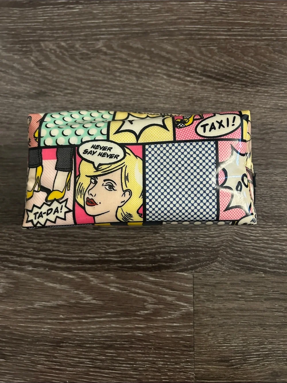 Kate Spade Pop Art Cosmetic Case